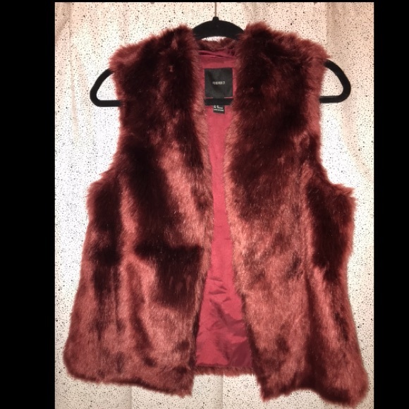 Forever 21 Faux Fur Vest - Picture 1 of 3